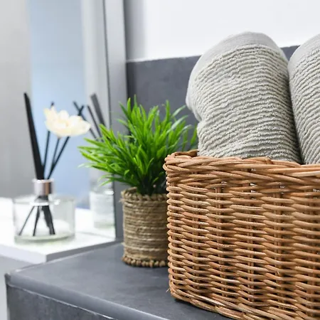 Nona Mira Apartment *